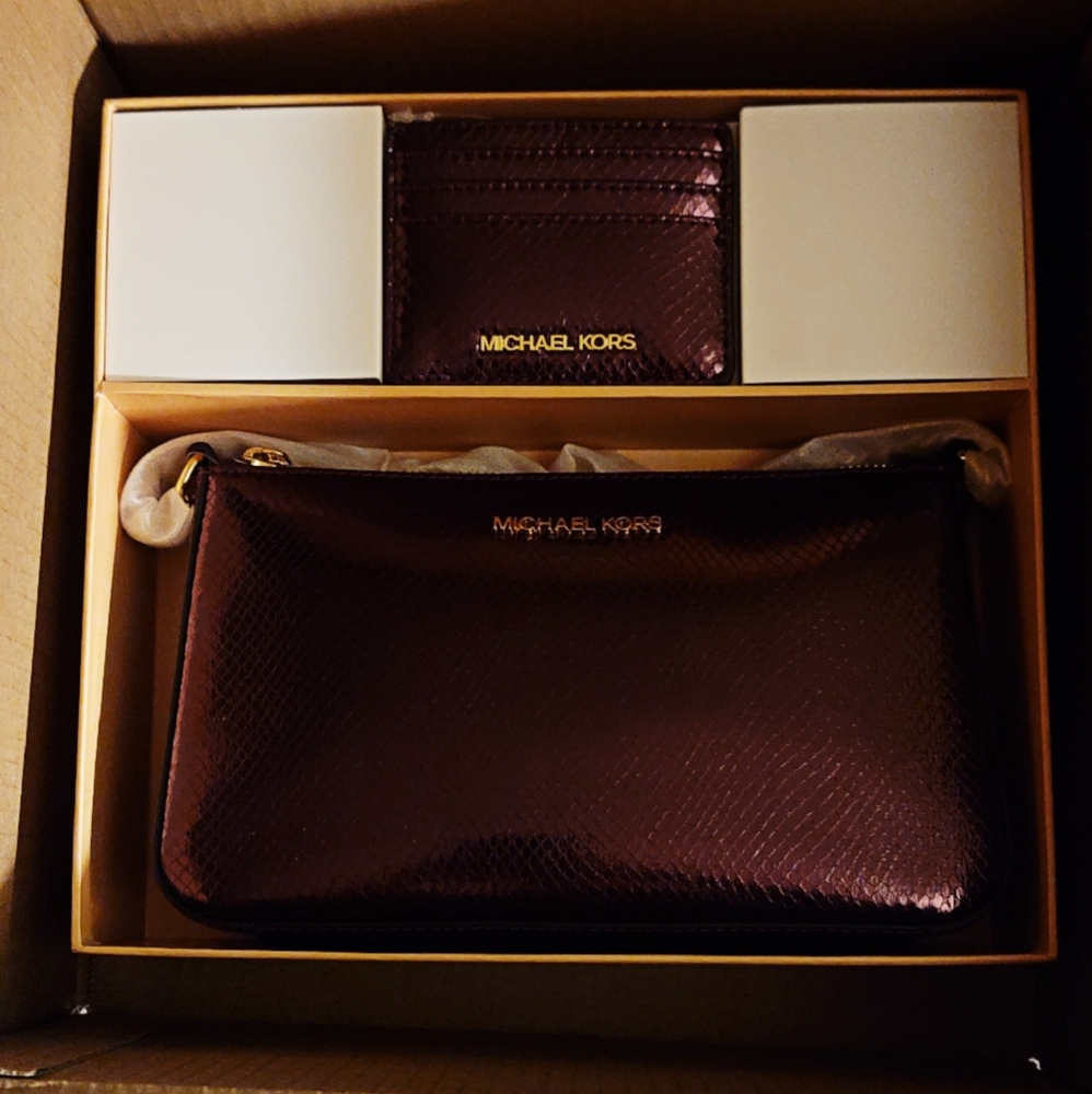 Michael Kors GIFT BOX SET $548 Bag w/ Chain & Crossbody Straps & Cardholder BNIB - Picture 3 of 9